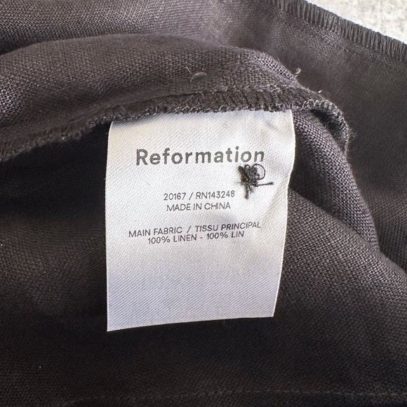 Reformation Bello Short Black - Picture 5 of 5